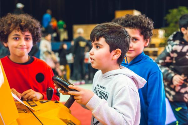 Scratch opent feestelijk de deuren!